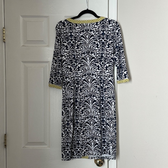 J. McLaughlin Navy White Damask Dress Yellow Chevron trim Size Extra Small XS - Picture 5 of 8